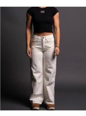 NWT Wide Leg Cream Carpenter Pants size 30-32